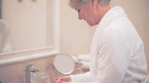 The Delicate Balance of Assisting with Elderly Bathing: Insights for Caregivers