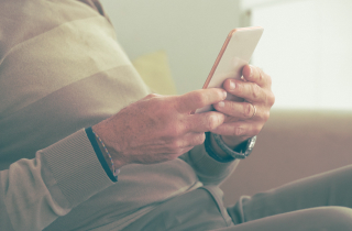 Best Apps for Caregivers: Empowering Elderly Care through Technology