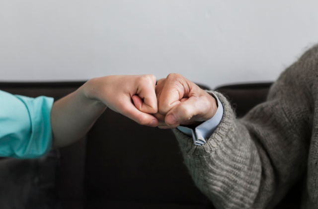 Winter Wellness for Seniors: Staying Active, Healthy, and Engaged at Home